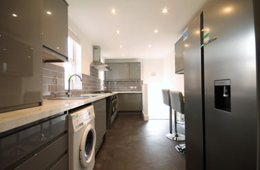 Hazelwood Avenue, Jesmond, Newcastle - Image 3